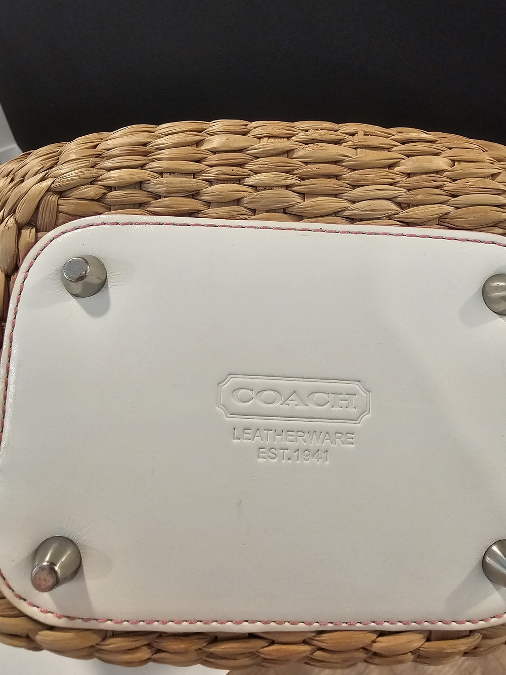 Coach Soho Basket - Picture 10 of 14